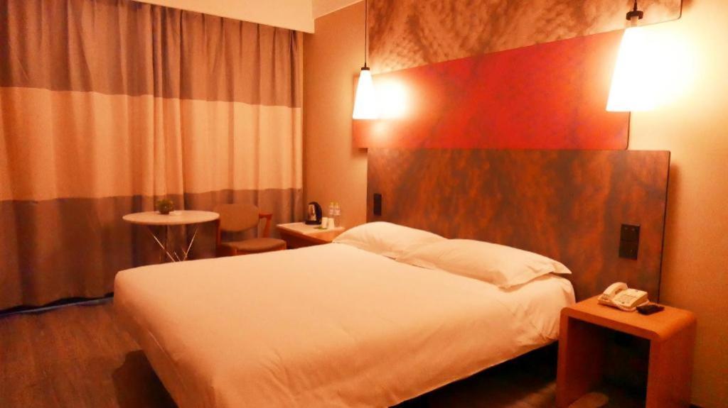 Ibis Nanchang Zhongshan Road Pedestrian Street Hotel Εξωτερικό φωτογραφία